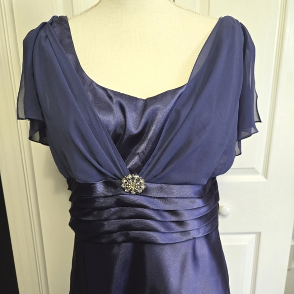 Patra deep periwinkle navy blue tiered maxi mother of the bride evening gown - Picture 2 of 9